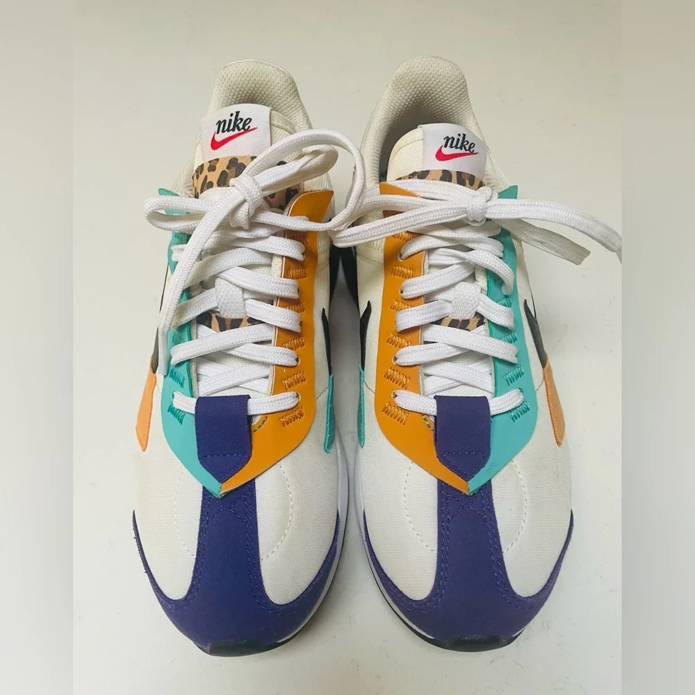 Nike Air Max Pre-Day SE Women's Sneakers - Size 7 - - Picture 5 of 16